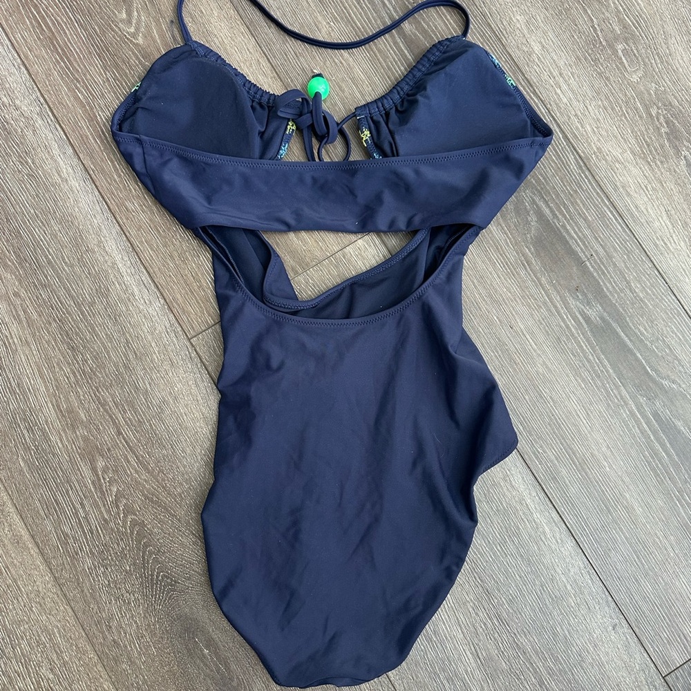 [•AERIE•] embroidered once piece swimsuit - Picture 3 of 5
